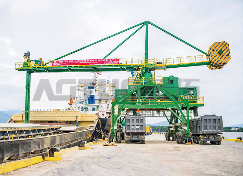 1000-70000 DWT 200-1500t/h Descarregador móvel de navio de parafuso para pneus